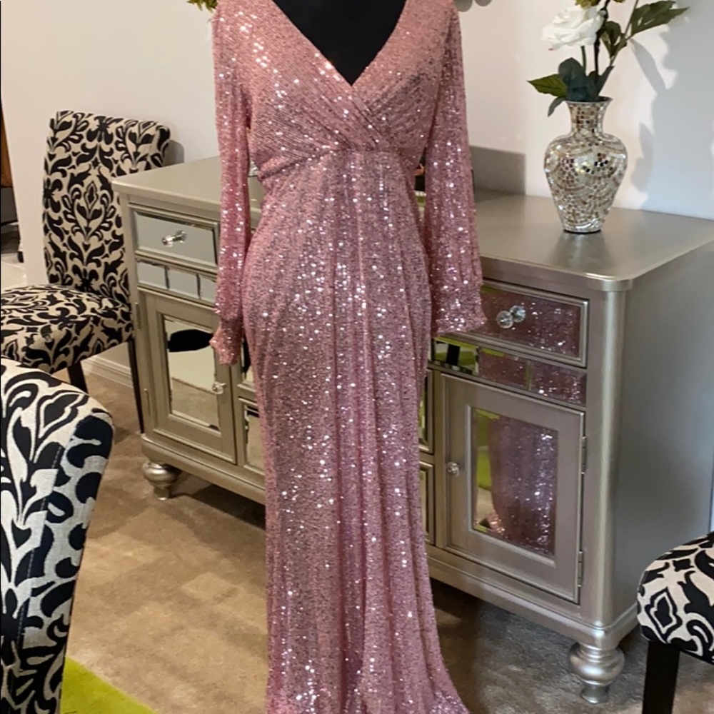 💕Stunning Sequins Dress